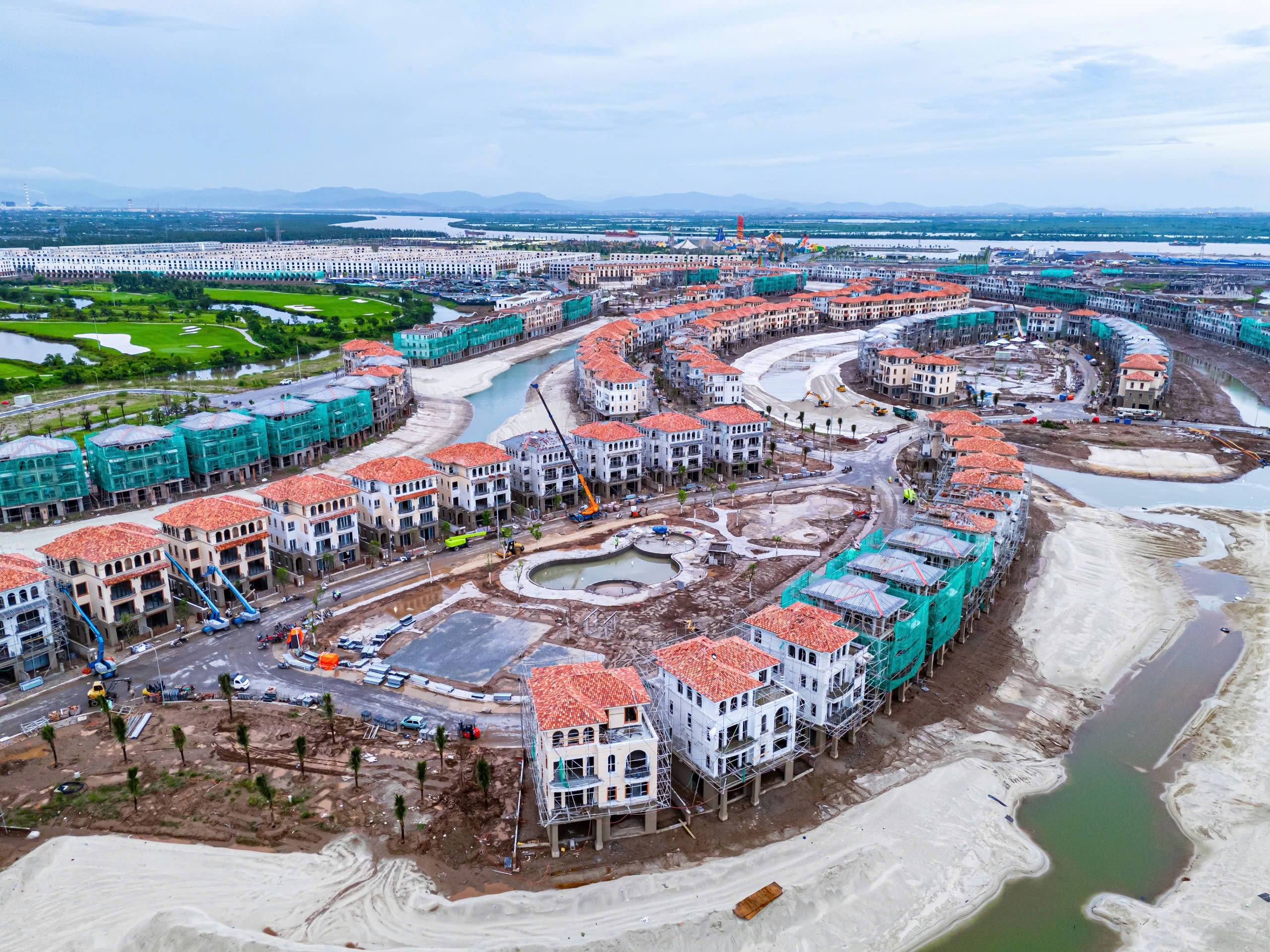 Tiềm năng biệt thự isla Bella.phân khu cao cấp và tuyệt Mỹ giữa đảo hoàng gia 