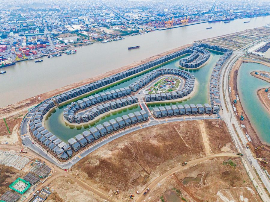 Vinhomes Royal Island