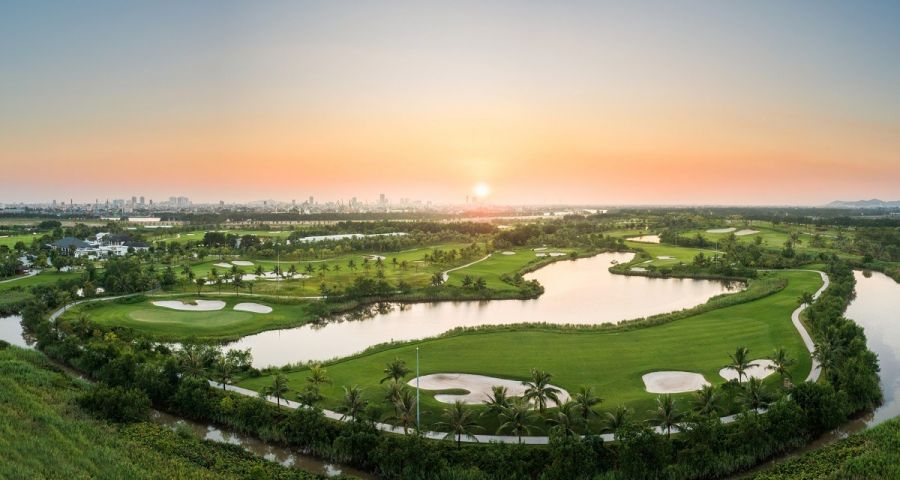 Vinhomes Royal Island